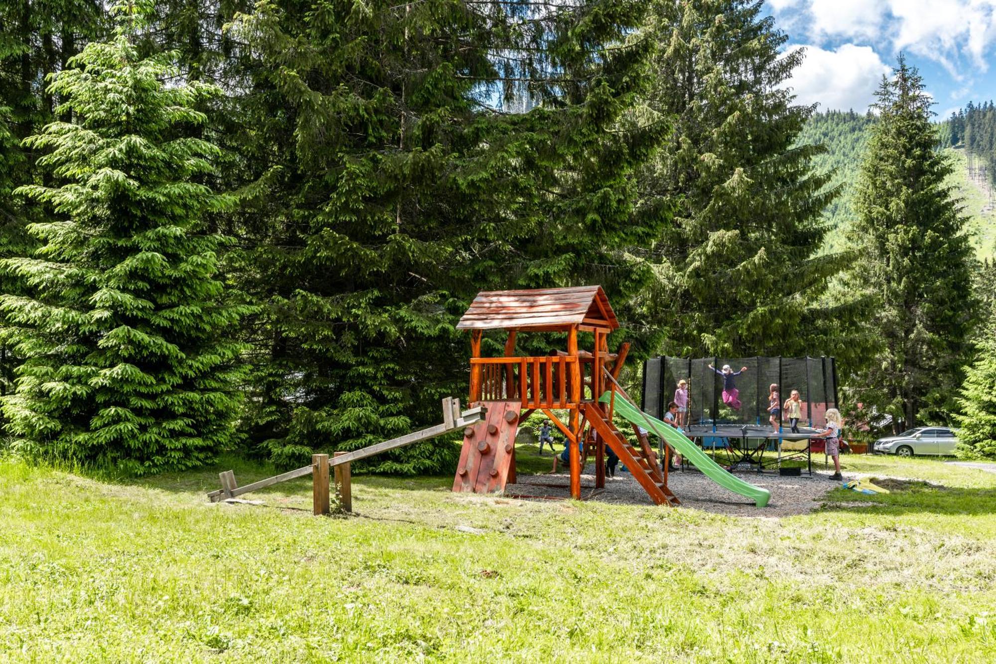 Chaty Jasna Demanovska Dolina Bagian luar foto